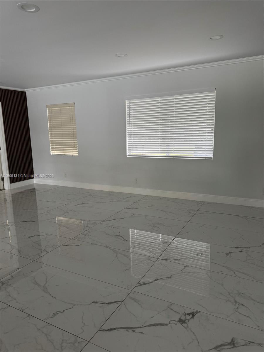 FLA FRUIT LANDS CO - Residential Lease