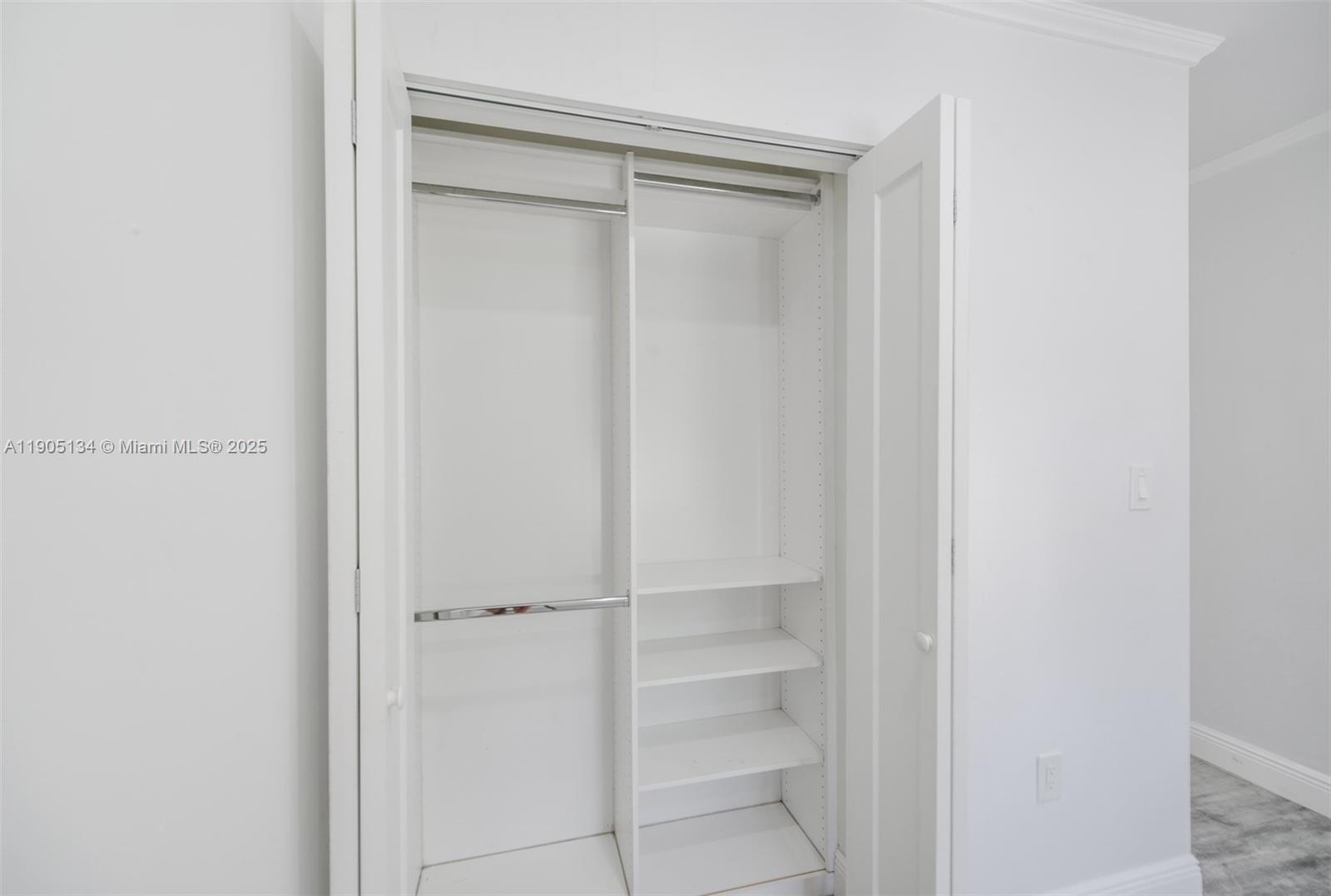 FLA FRUIT LANDS CO - Residential Lease