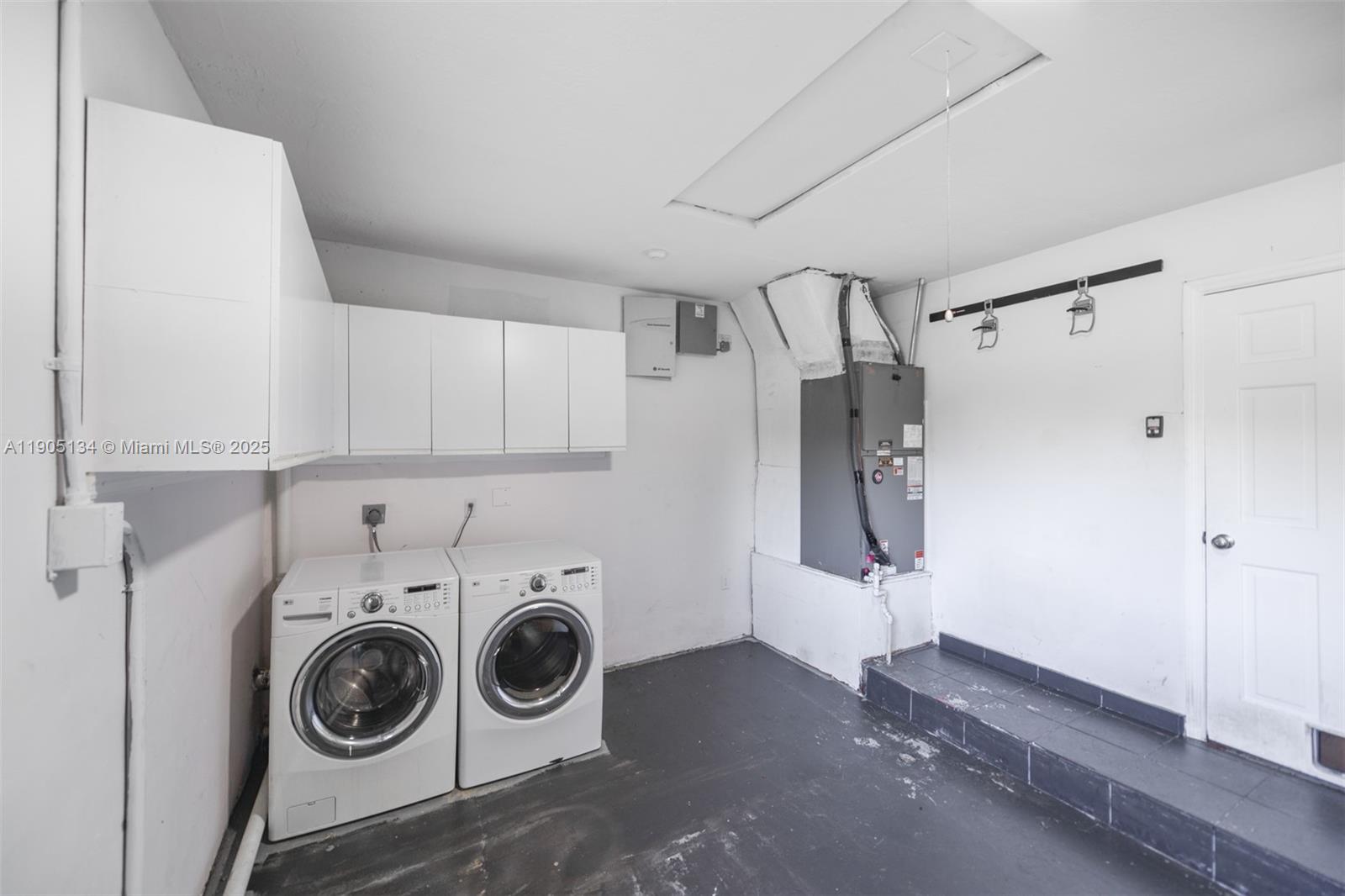 FLA FRUIT LANDS CO - Residential Lease