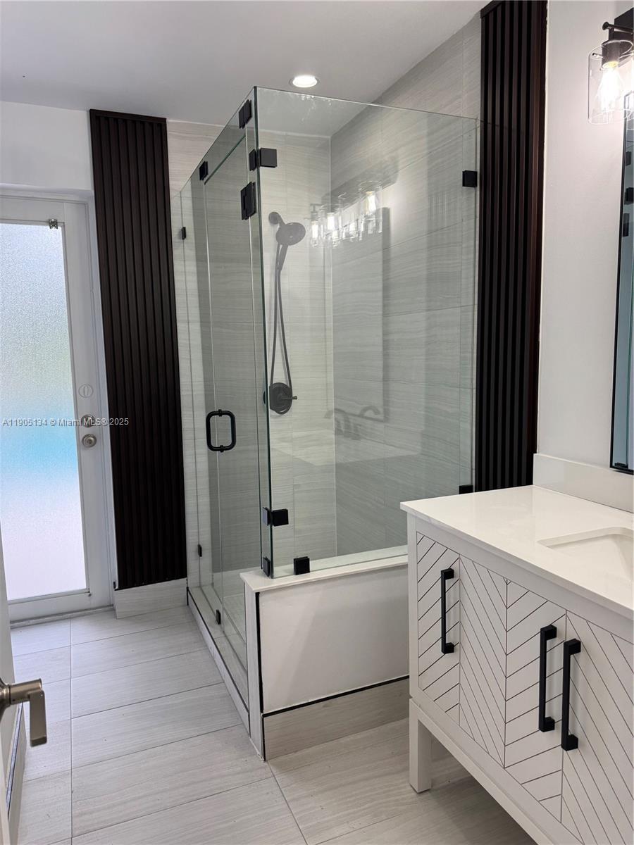 FLA FRUIT LANDS CO - Residential Lease