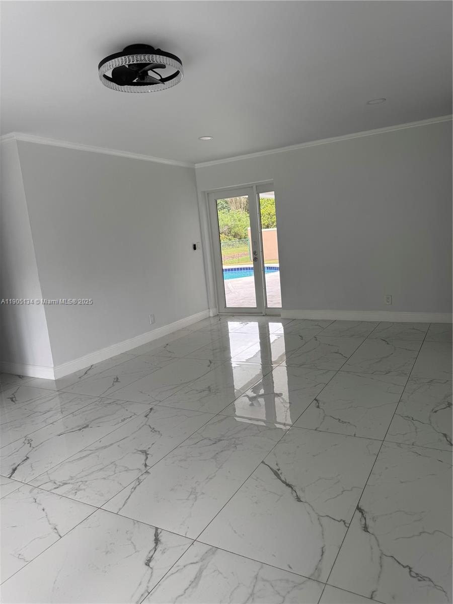 FLA FRUIT LANDS CO - Residential Lease