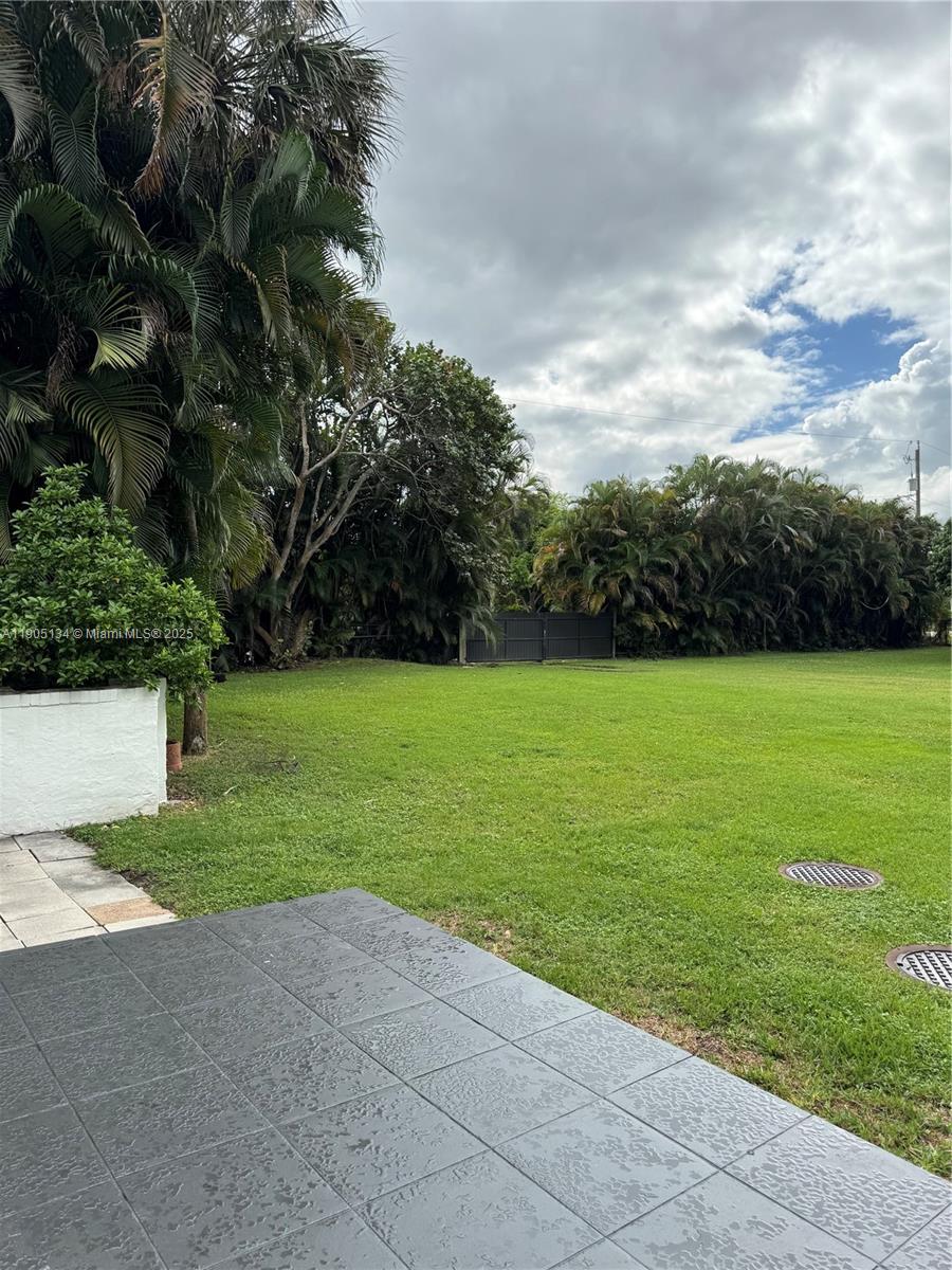 FLA FRUIT LANDS CO - Residential Lease