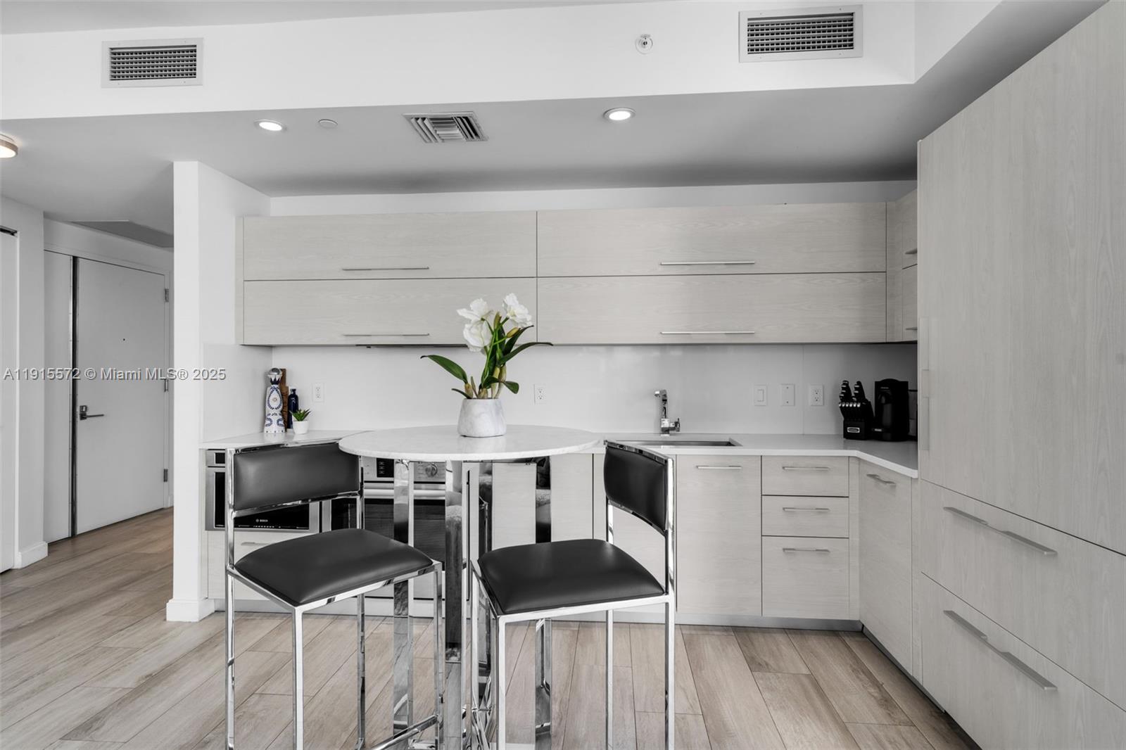 BRICKELL HEIGHTS WEST CON - Residential Lease