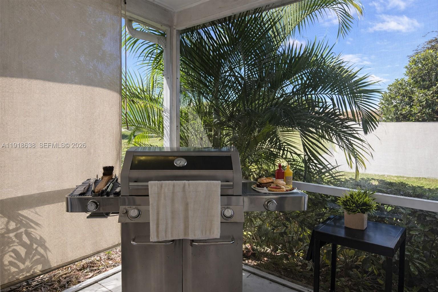 MAINLANDS OF TAMARAC LAKE - Residential