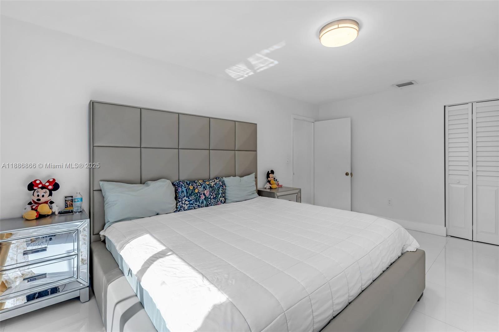 FANTASY ONE - Residential