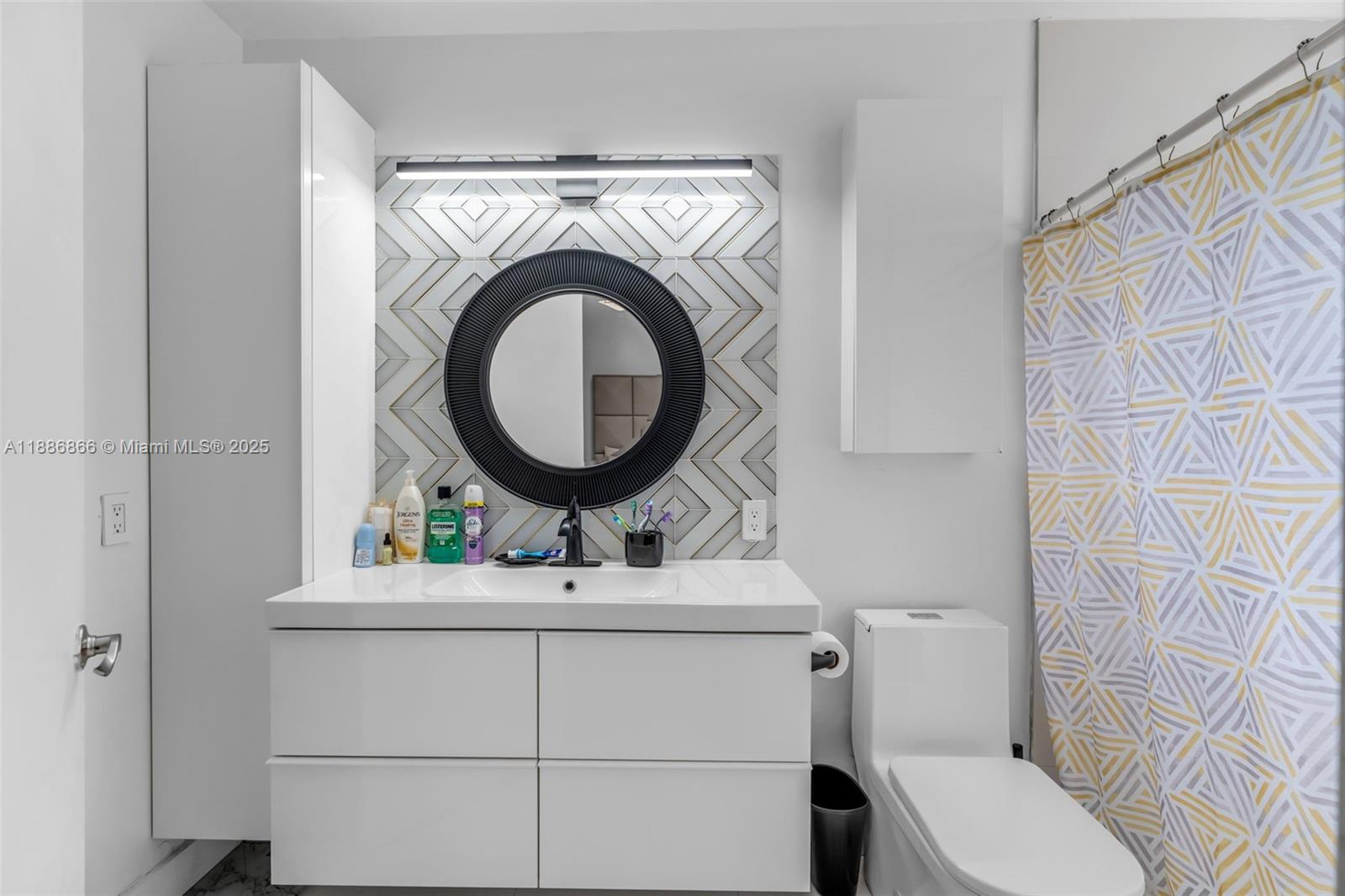 FANTASY ONE - Residential