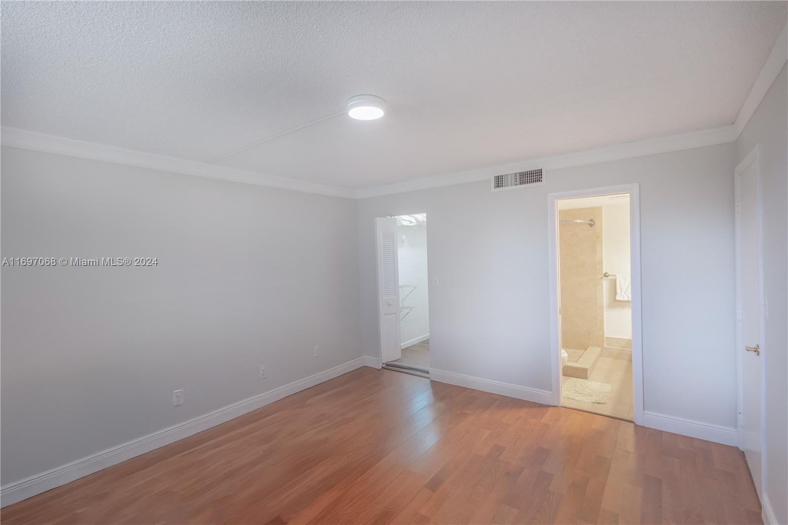 BERMUDA CLUB FIVE CONDO - Residential