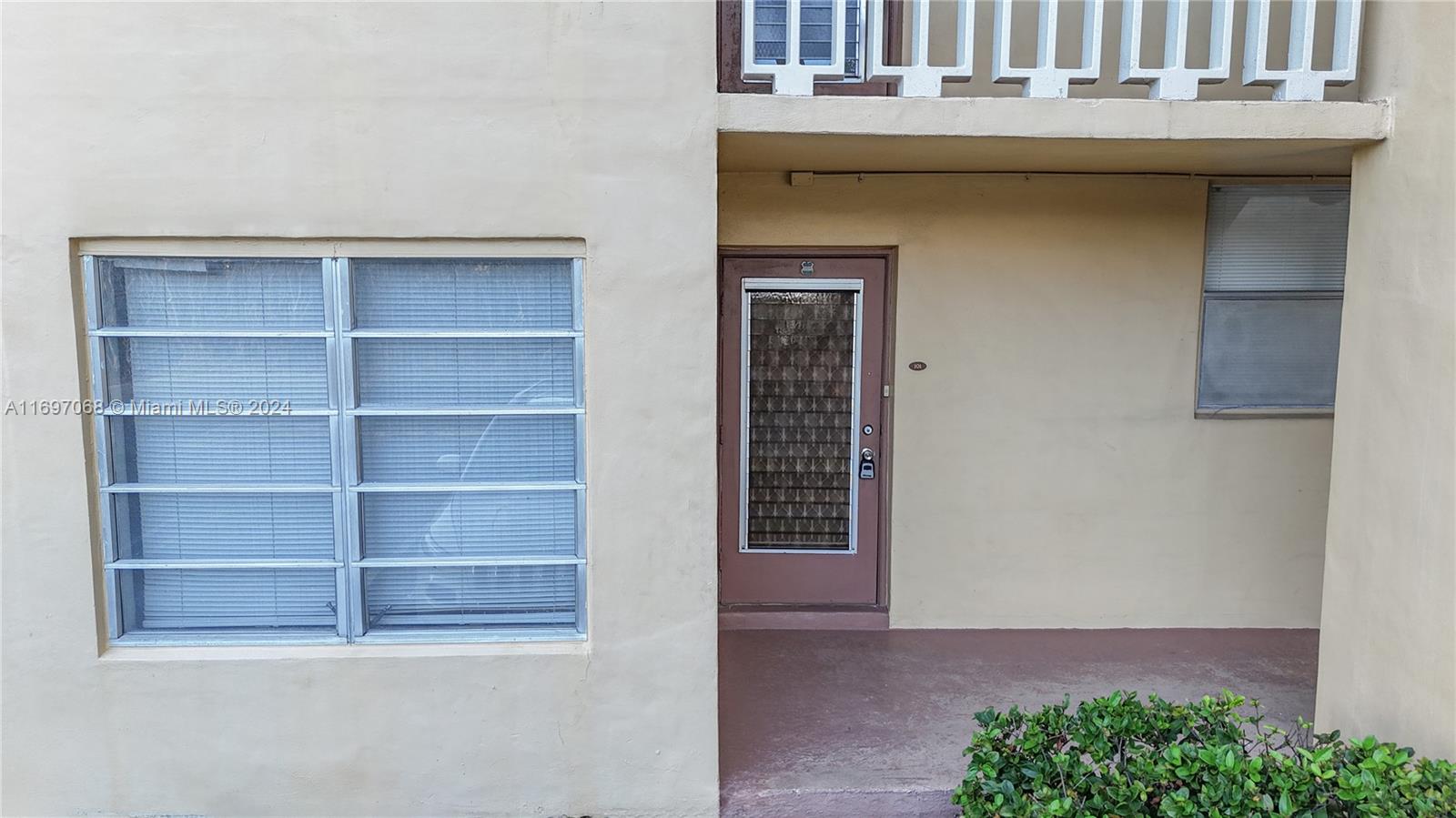 BERMUDA CLUB FIVE CONDO - Residential