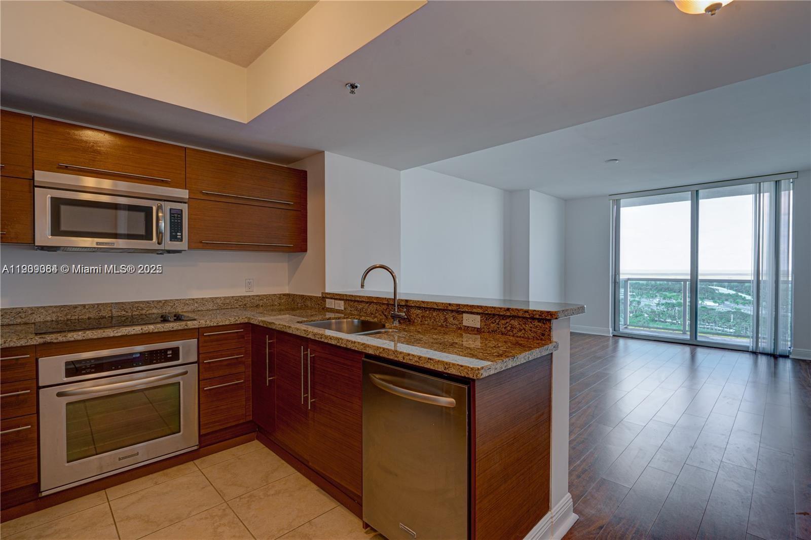 TAO SAWGRASS CONDOMINIUM - Residential Lease