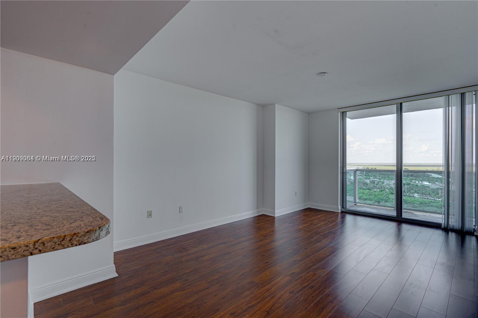 TAO SAWGRASS CONDOMINIUM - Residential Lease