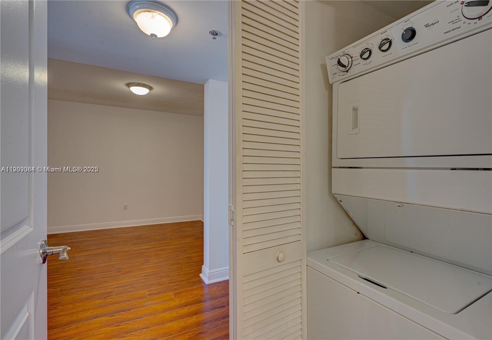 TAO SAWGRASS CONDOMINIUM - Residential Lease