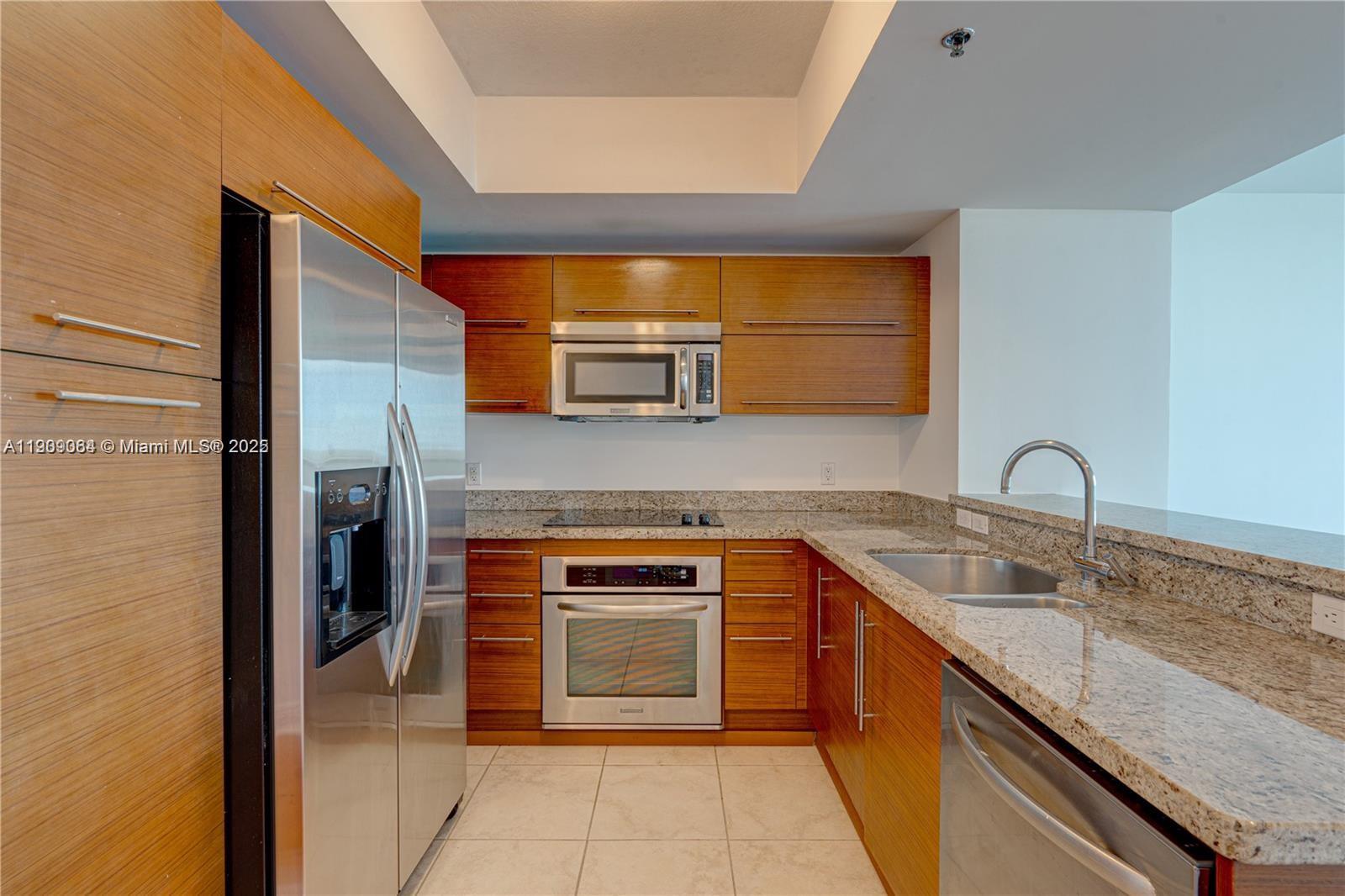 TAO SAWGRASS CONDOMINIUM - Residential Lease