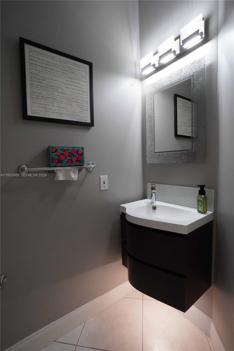 POD 28 AT THE RESERVE - Residential