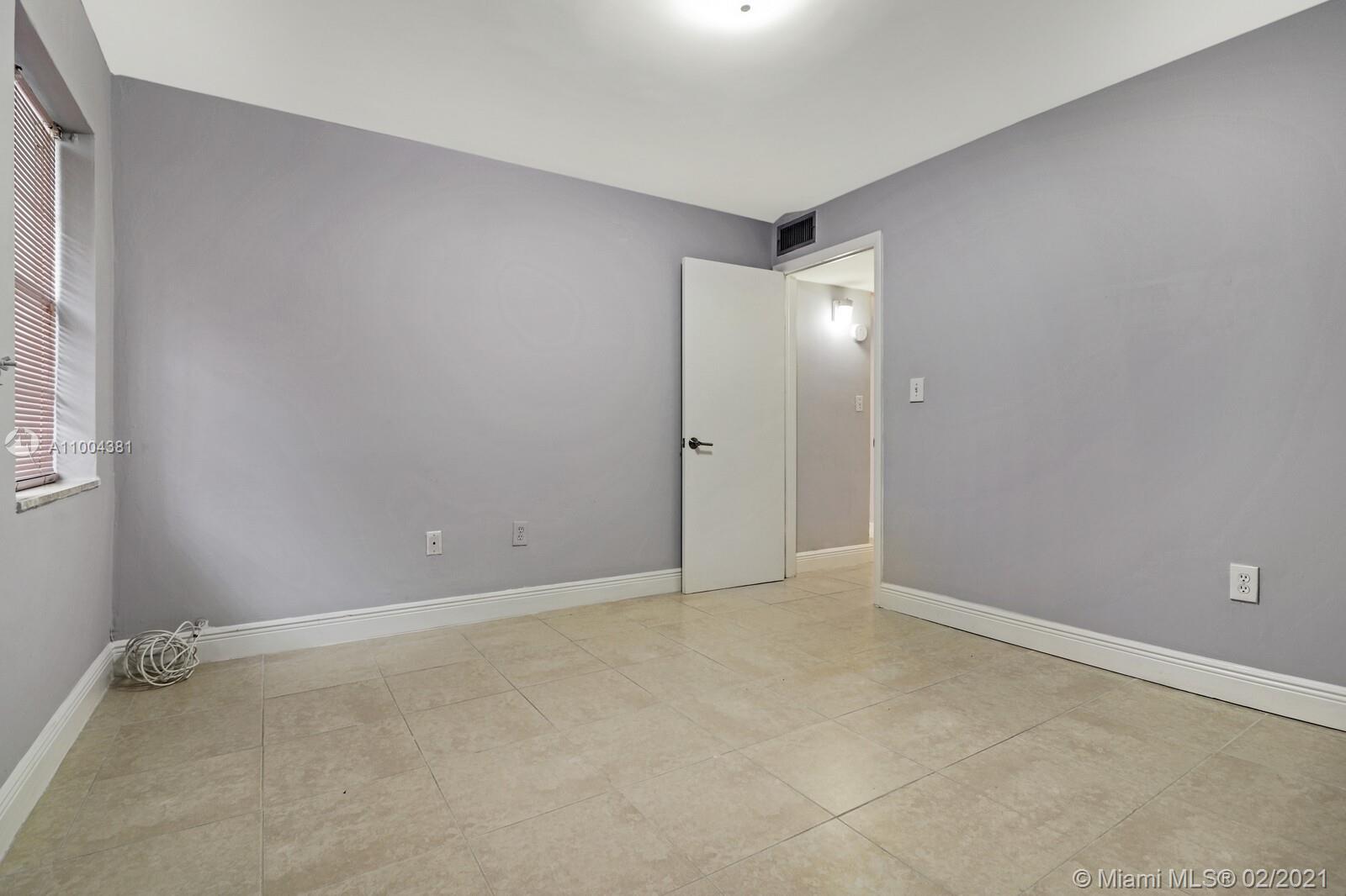 GROVE GARDENS CONDO - Residential