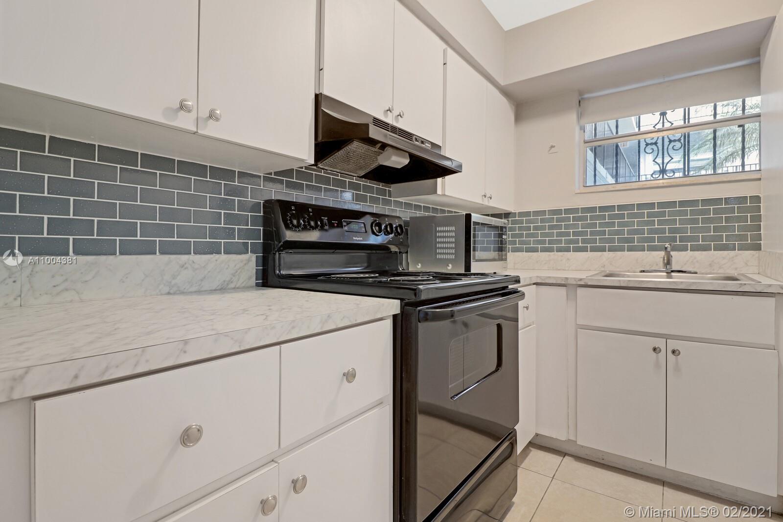 GROVE GARDENS CONDO - Residential