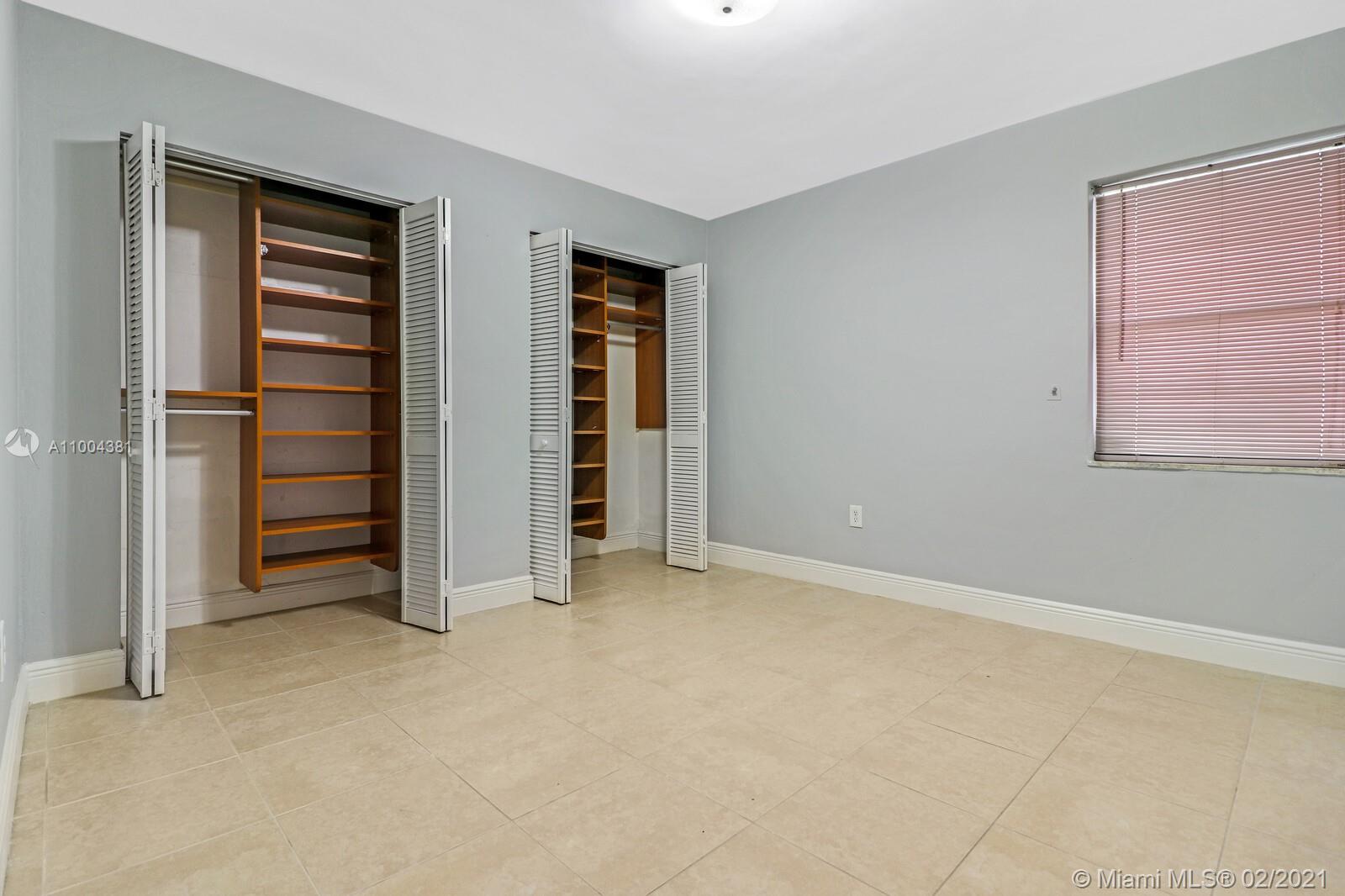 GROVE GARDENS CONDO - Residential