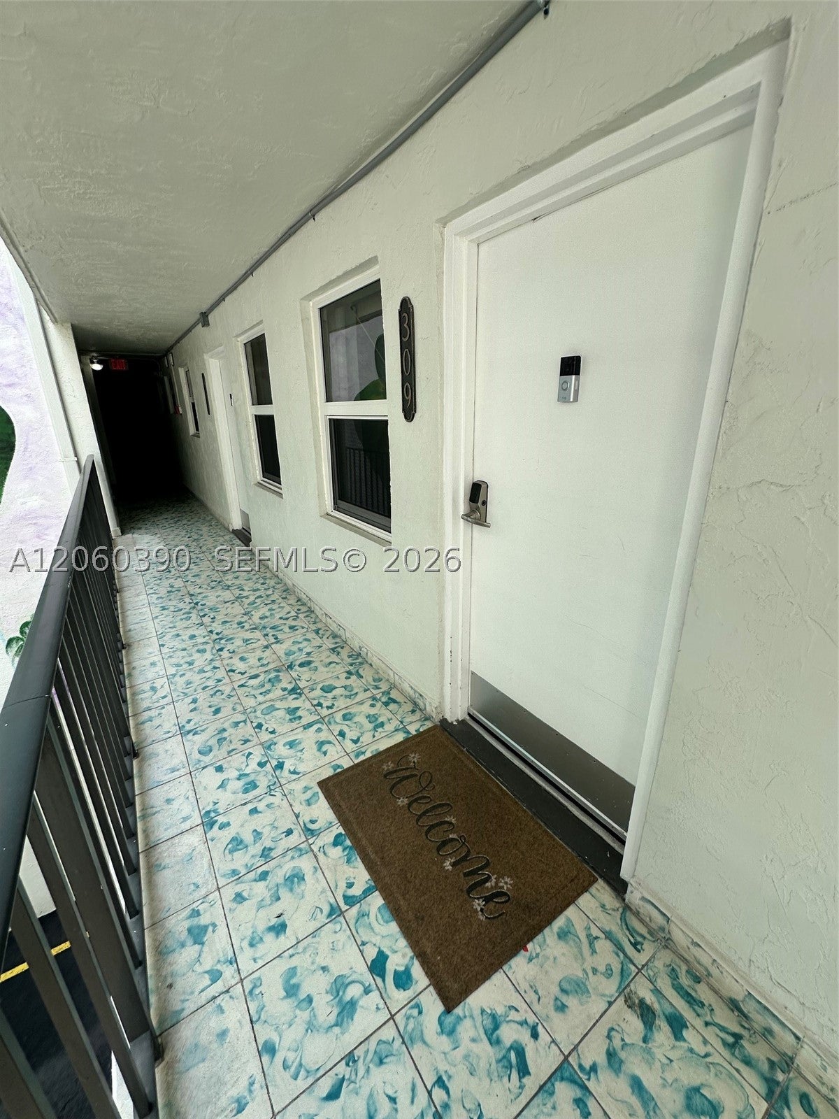 720 Collins Ave 309