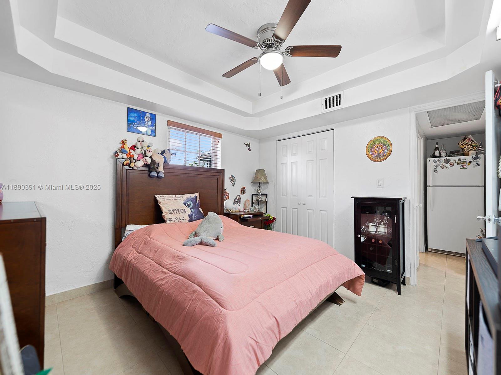SUN-TAN VILLAGE SEC 2 - Residential Income