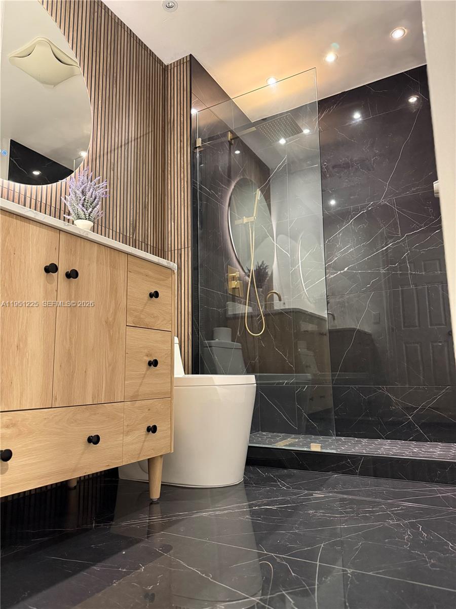 WEST LAKE VILLAGE PLAT - Residential