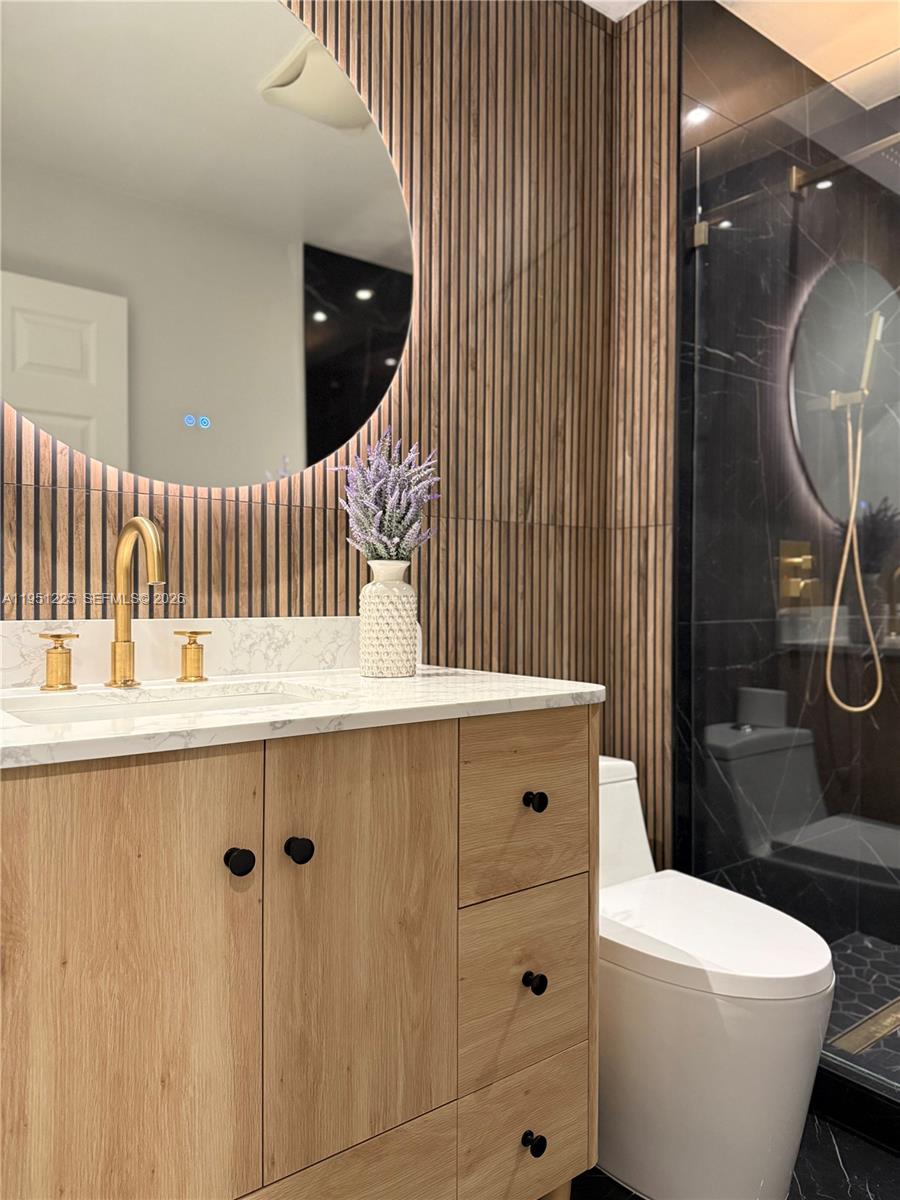 WEST LAKE VILLAGE PLAT - Residential