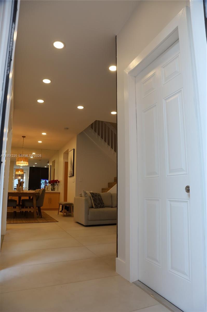 WEST LAKE VILLAGE PLAT - Residential