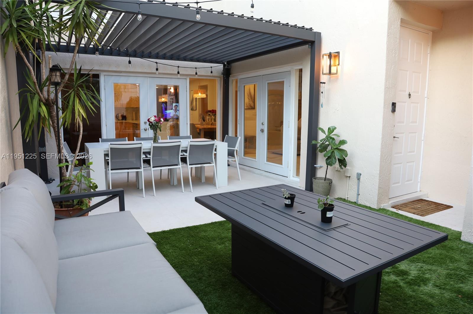 WEST LAKE VILLAGE PLAT - Residential