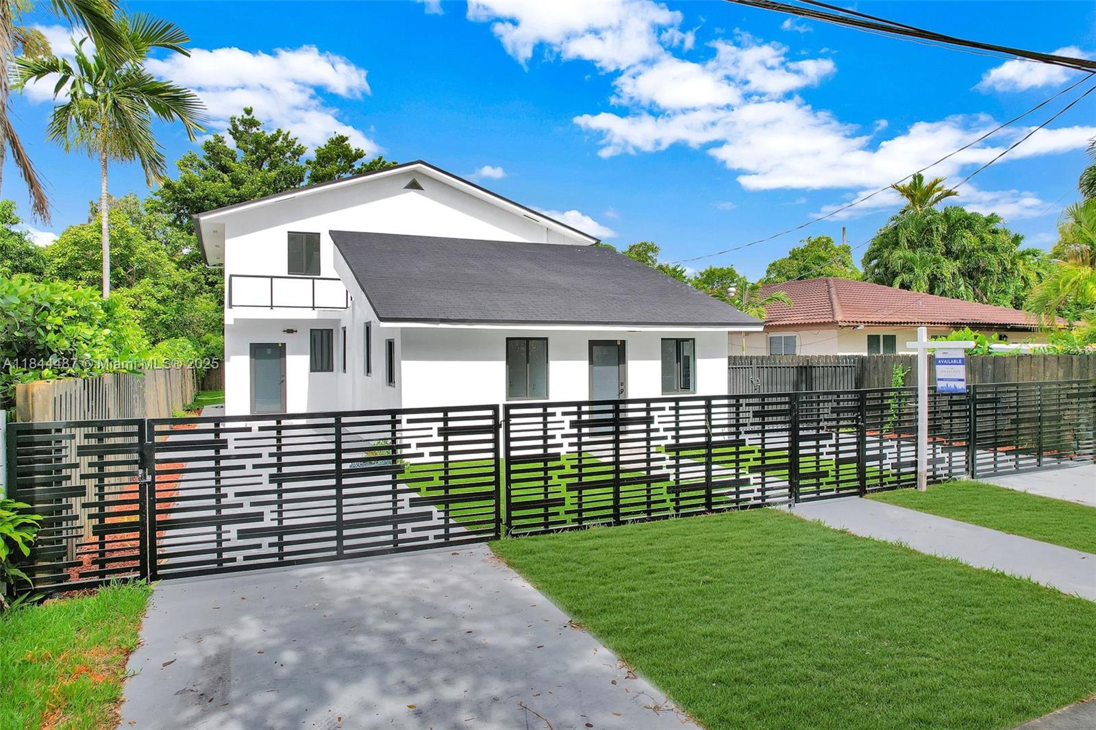 TRAIL PARK - Residential Lease