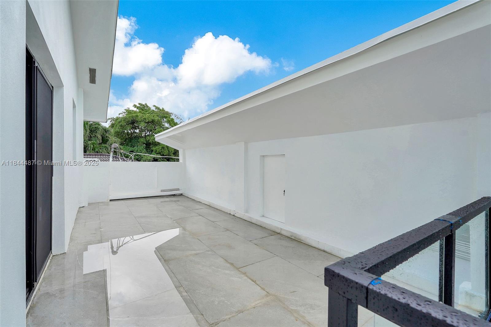 TRAIL PARK - Residential Lease