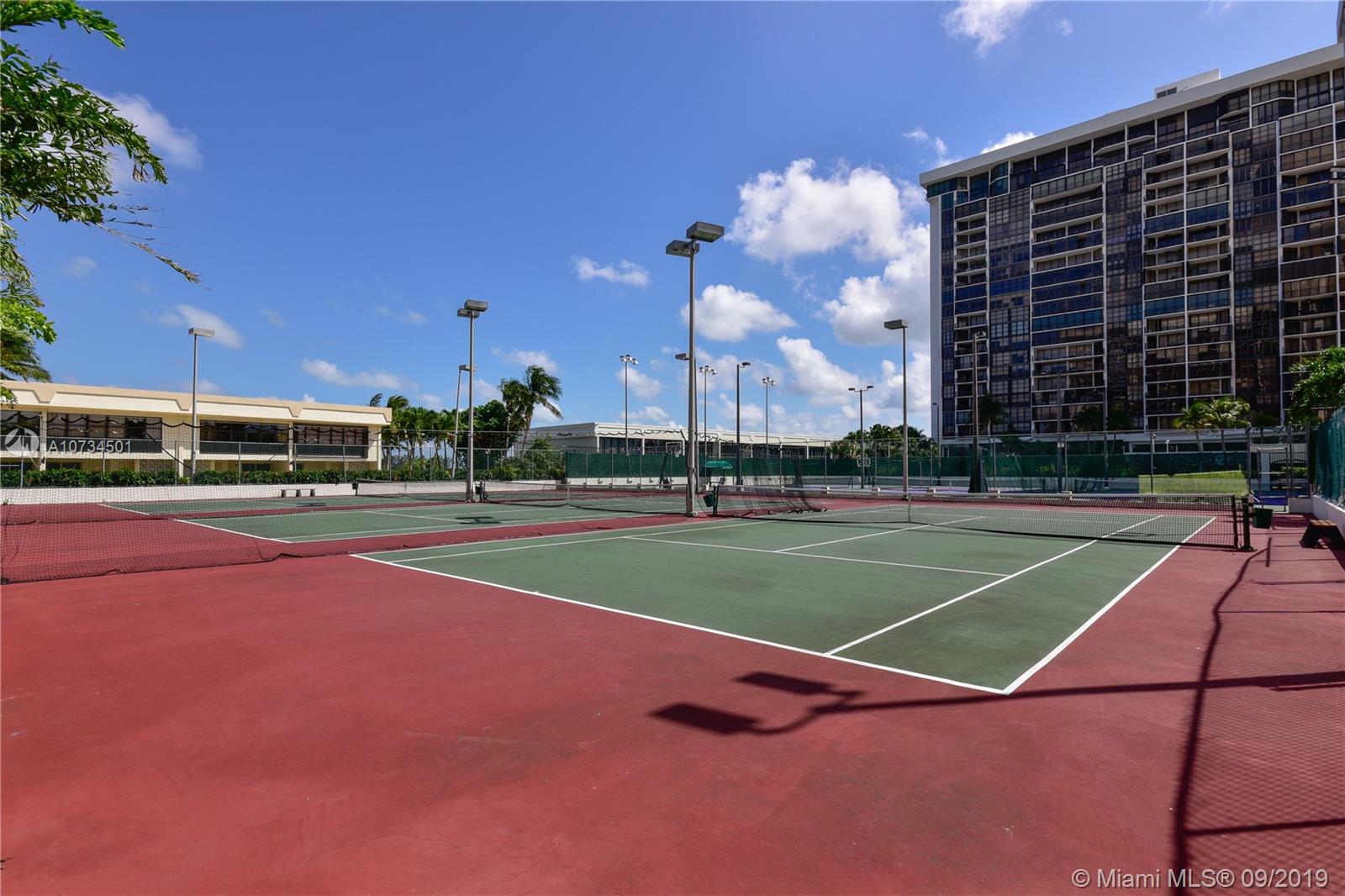 BRICKELL PLACE CONDO - Residential