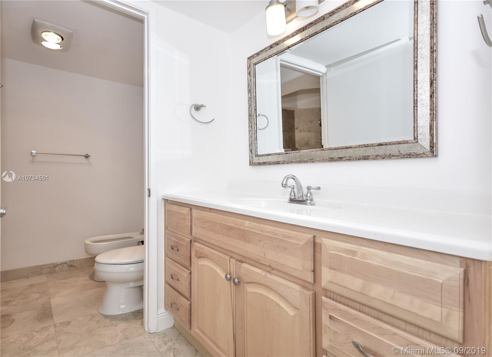 BRICKELL PLACE CONDO - Residential