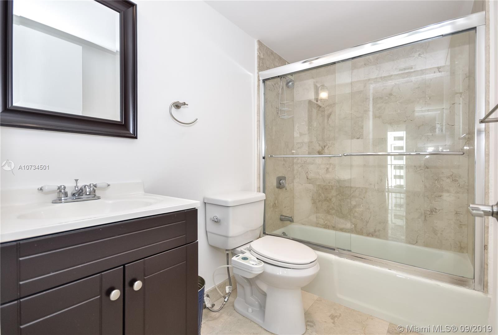 BRICKELL PLACE CONDO - Residential