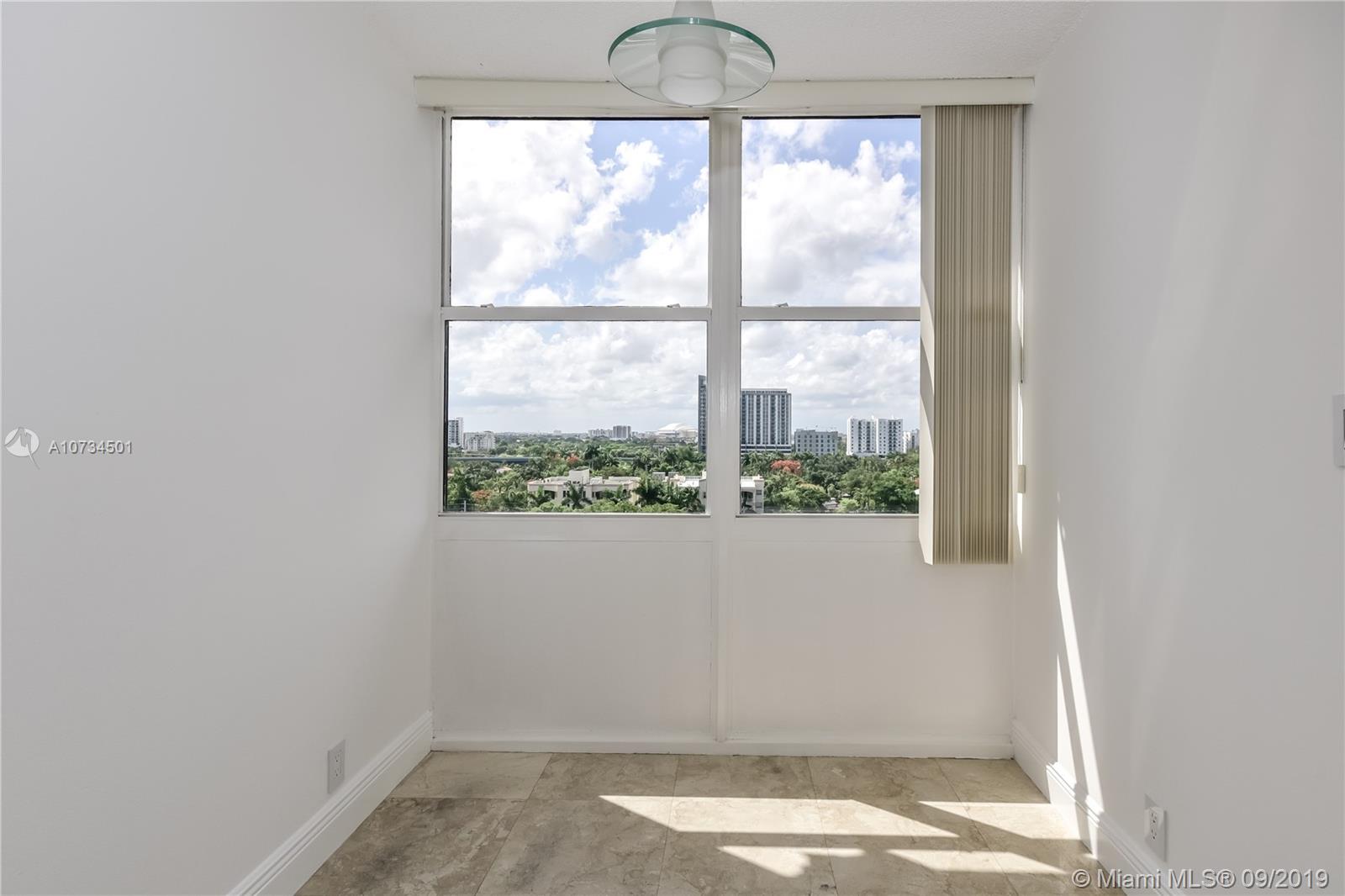 BRICKELL PLACE CONDO - Residential