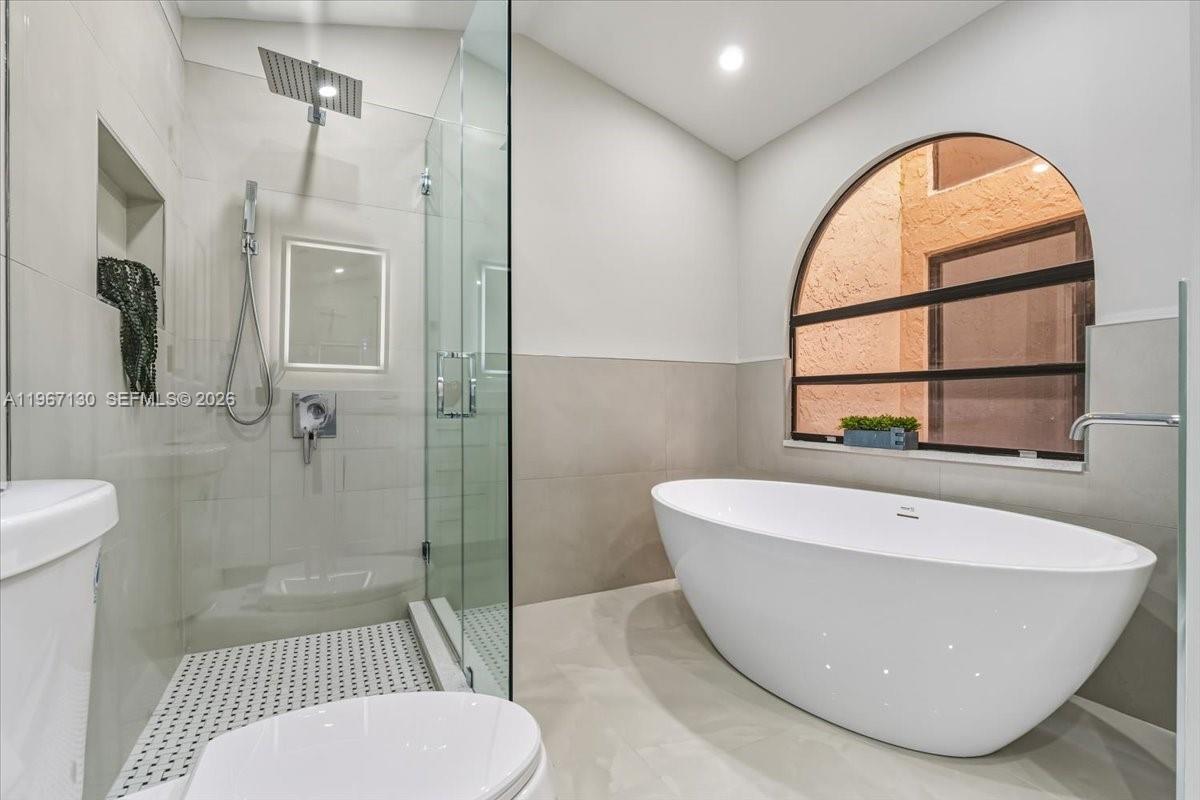 MERIDIANA AT BOCA POINTE - Residential