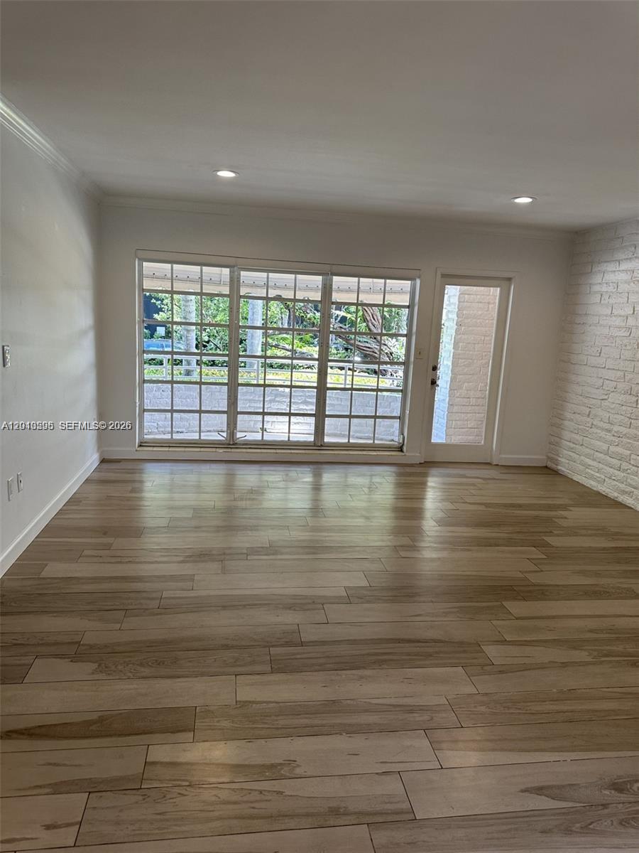 VILLAS OF PARK DRIVE COND - Residential Lease