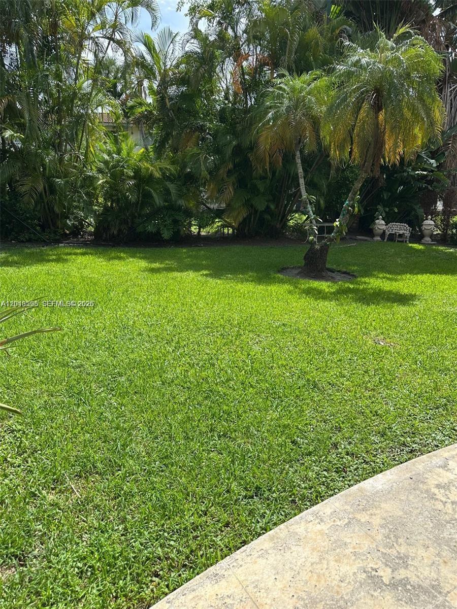 VILLAS OF PARK DRIVE COND - Residential Lease