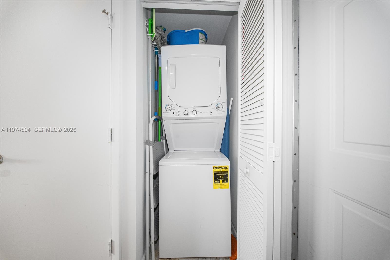 DOWNTOWN DADELAND CONDO N - Residential