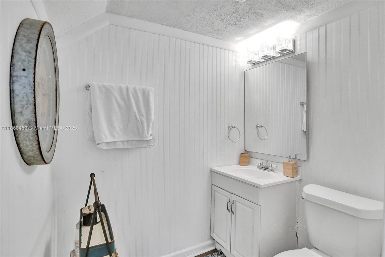 HABITAT II CONDO - Residential Lease