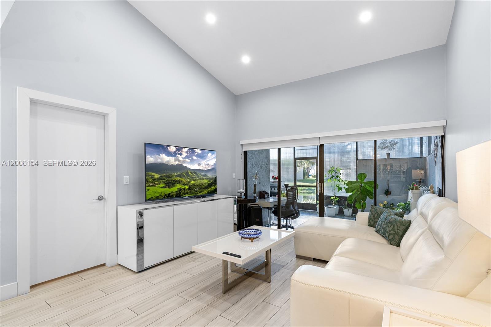 WESTVIEW CONDOMINIUM NO N - Residential