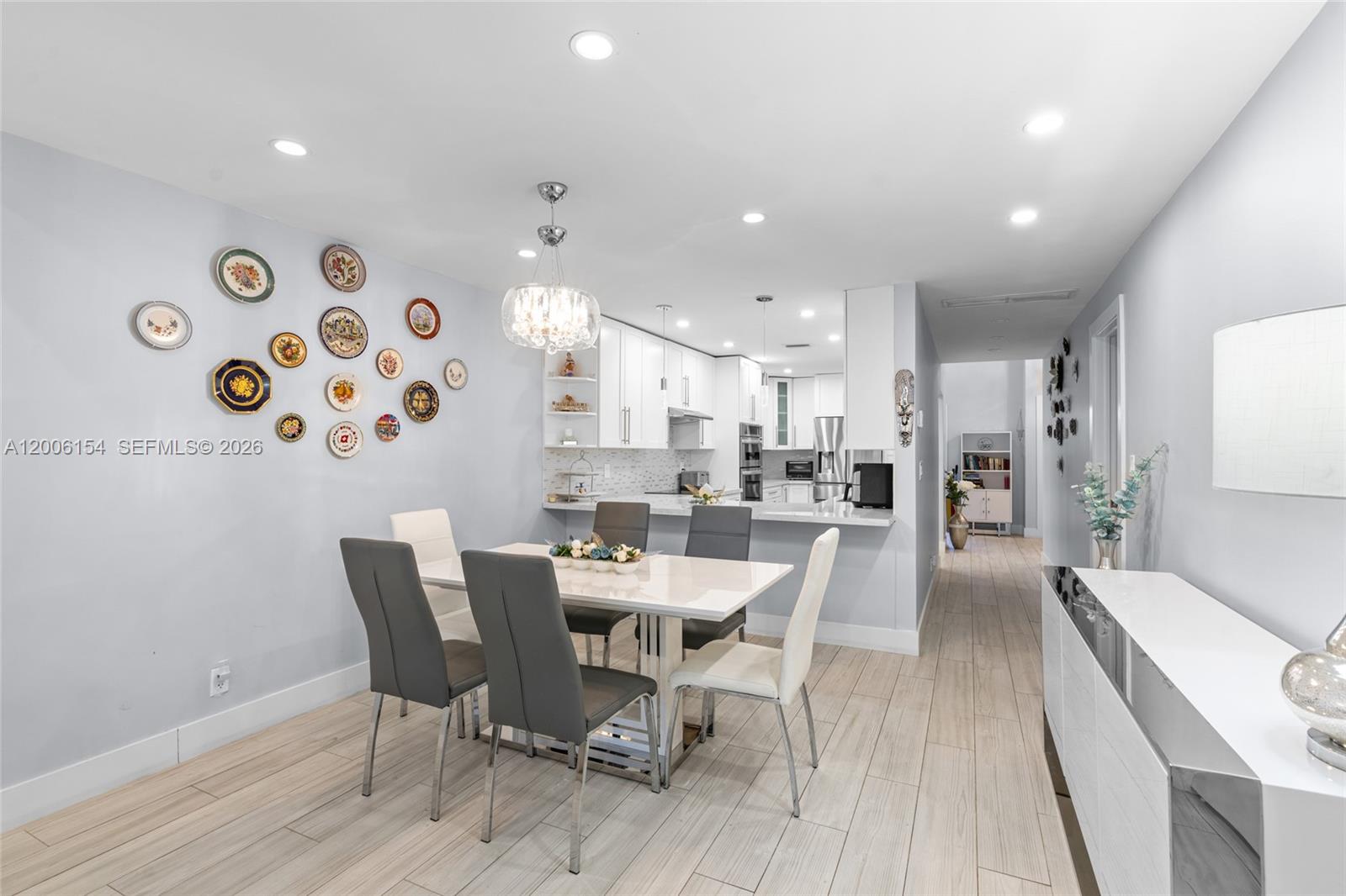 WESTVIEW CONDOMINIUM NO N - Residential