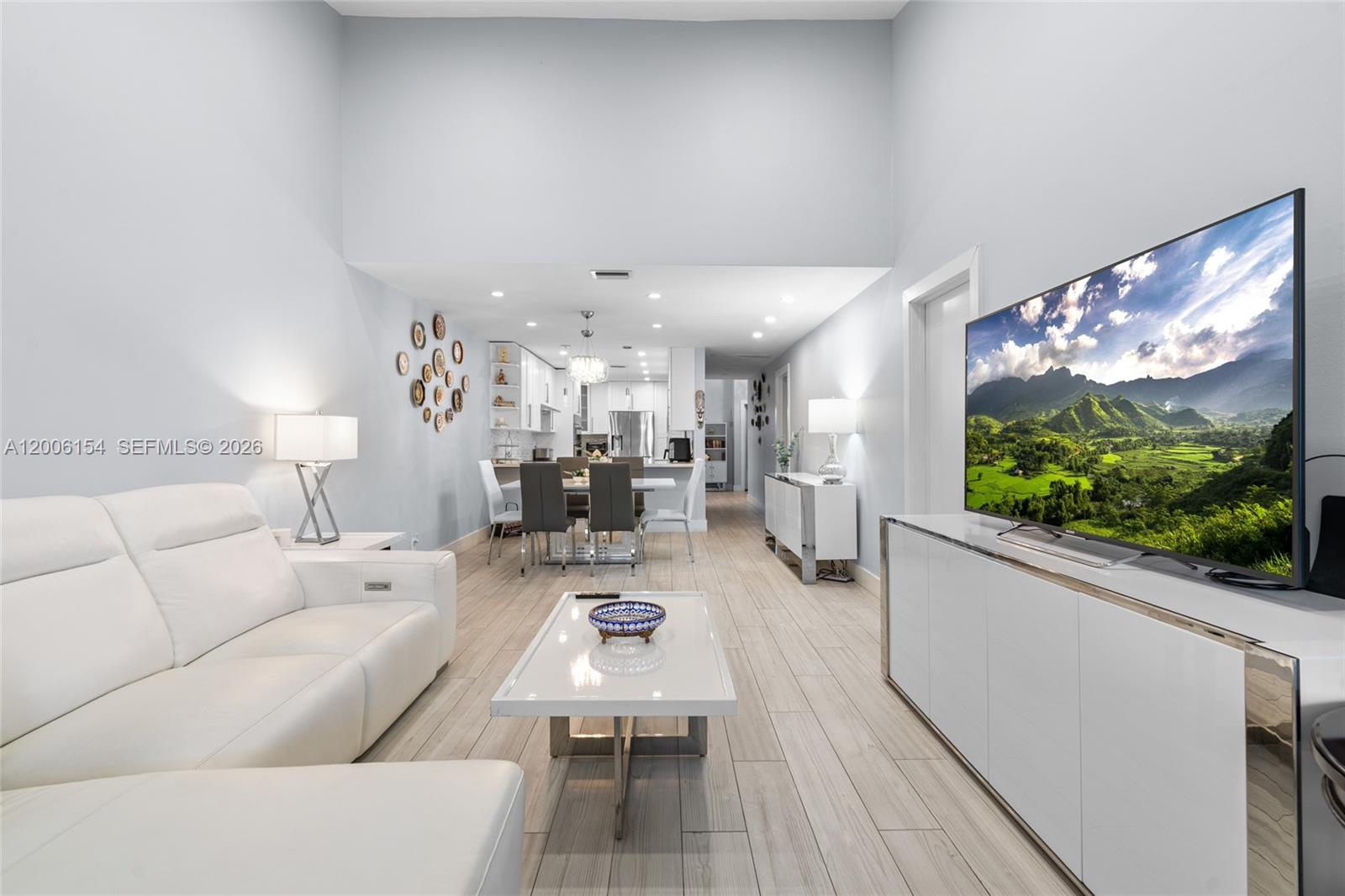 WESTVIEW CONDOMINIUM NO N - Residential