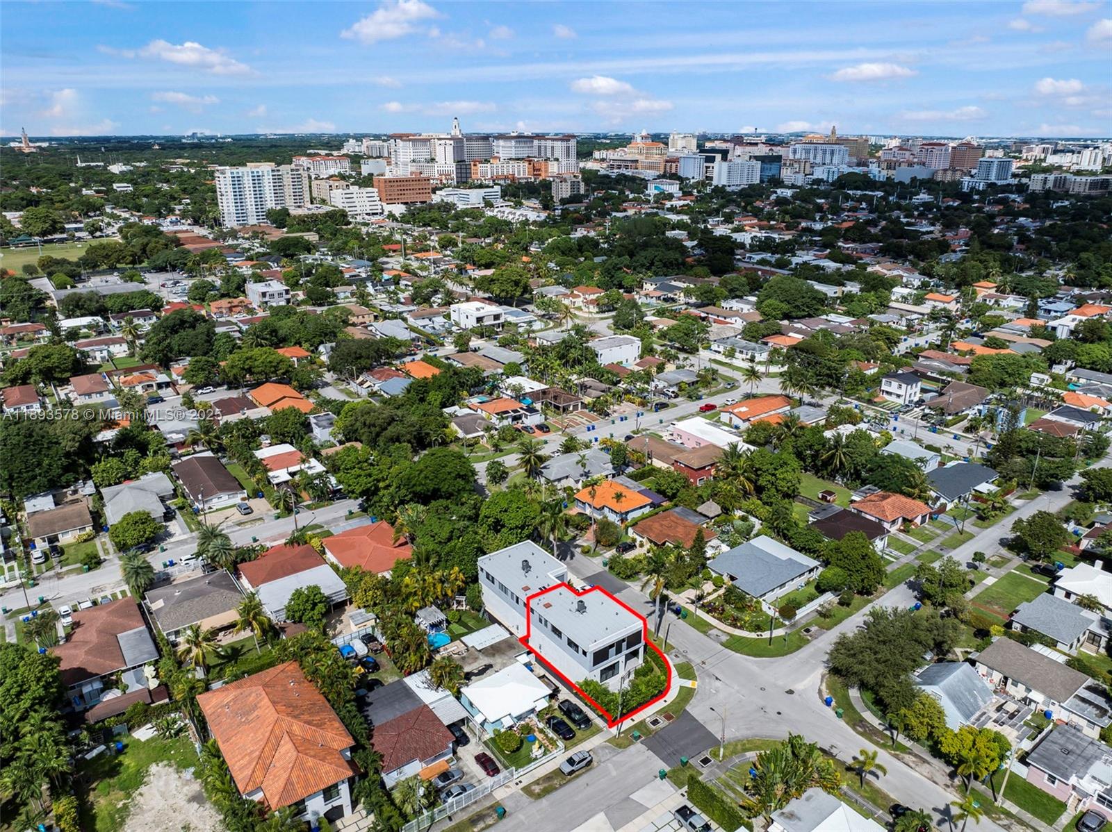 SILVER BLUFF GARDENS - Residential