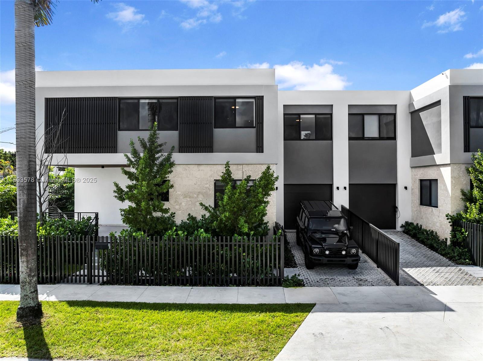 SILVER BLUFF GARDENS - Residential
