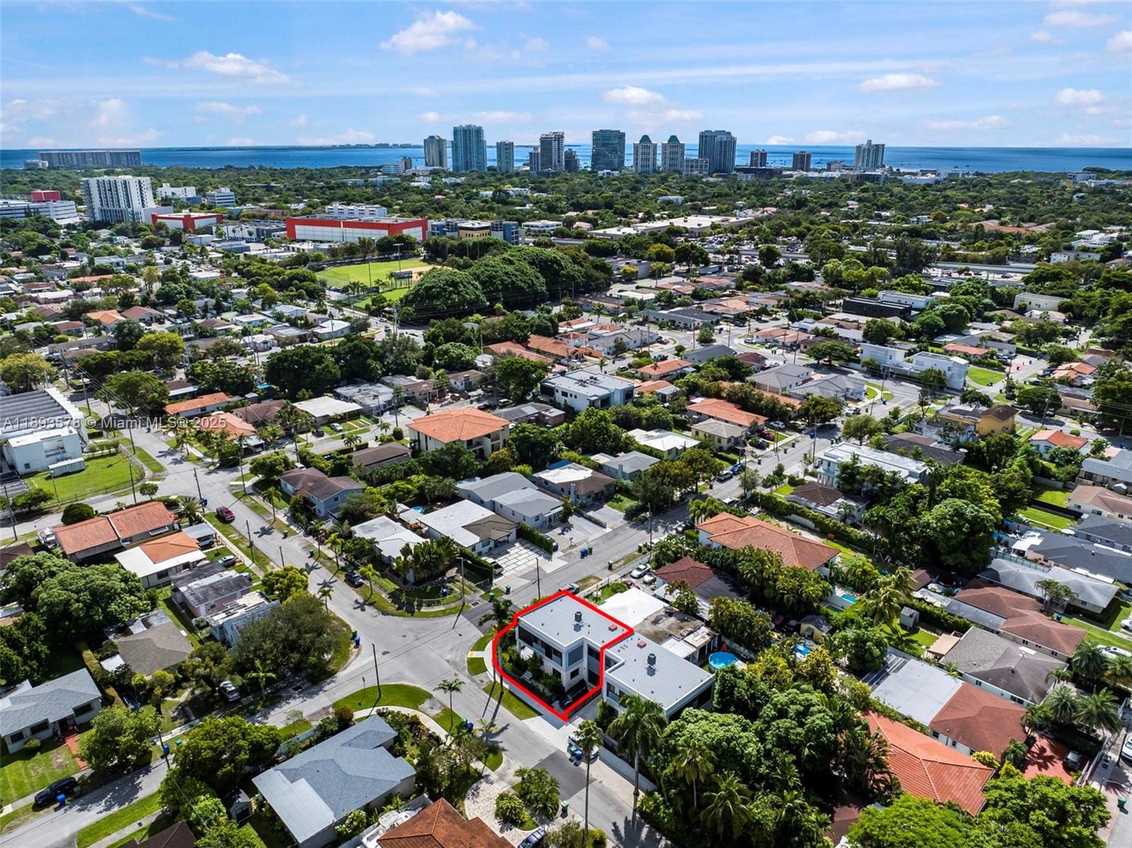 SILVER BLUFF GARDENS - Residential