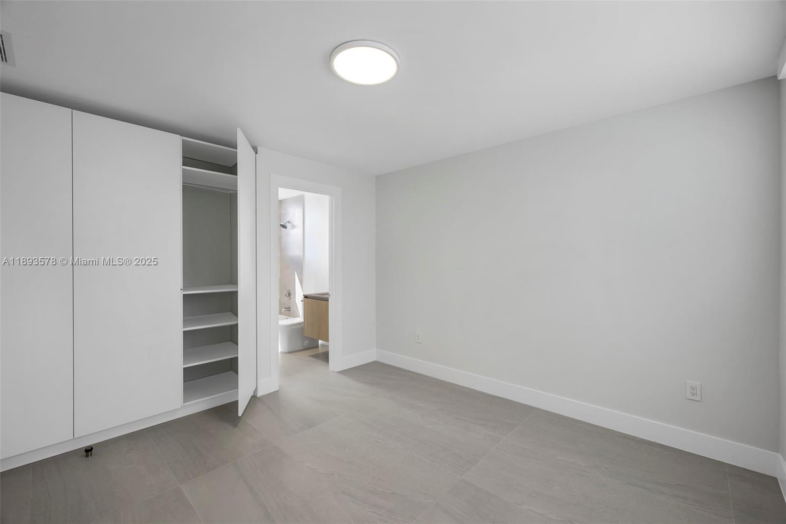 SILVER BLUFF GARDENS - Residential