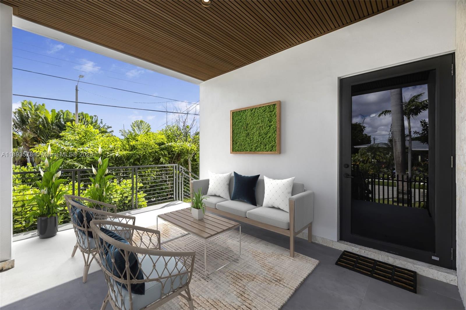 SILVER BLUFF GARDENS - Residential