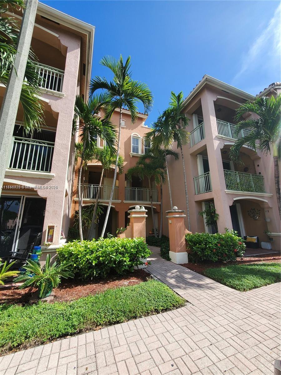 Rental Property at 6700 Nw 114th Ave 904, Doral, Miami-Dade County, Florida - Bedrooms: 3 
Bathrooms: 2  - $3,000 MO.