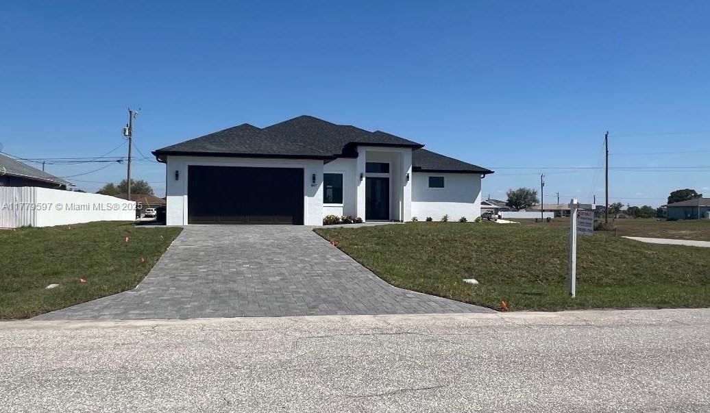 1807 Ne 6th Avenue Cape Coral Ave, Cape Coral, Lee County, Florida - 3 Bedrooms  
2 Bathrooms - 