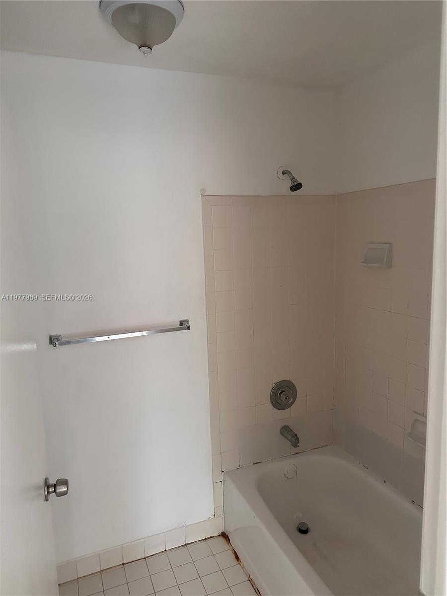 PARC VISTA CONDO - Residential Lease