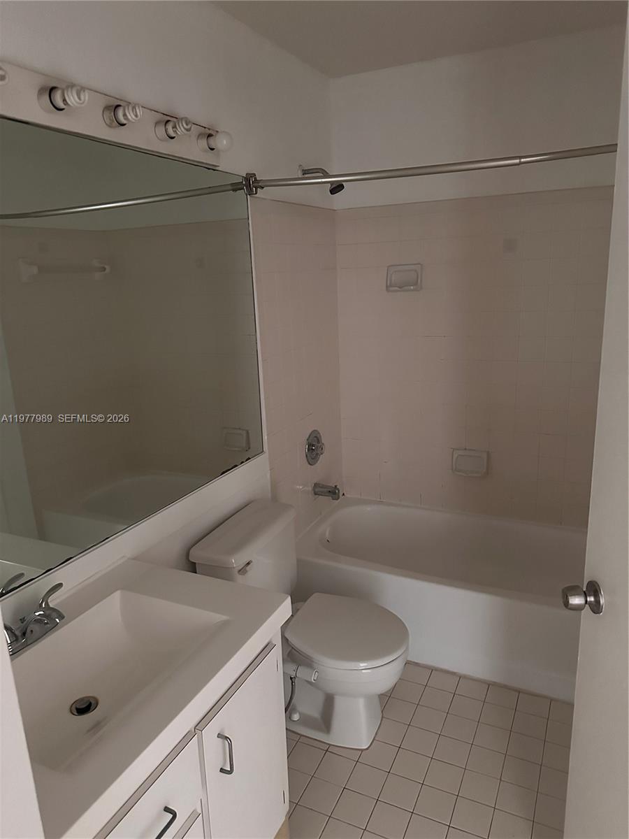 PARC VISTA CONDO - Residential Lease