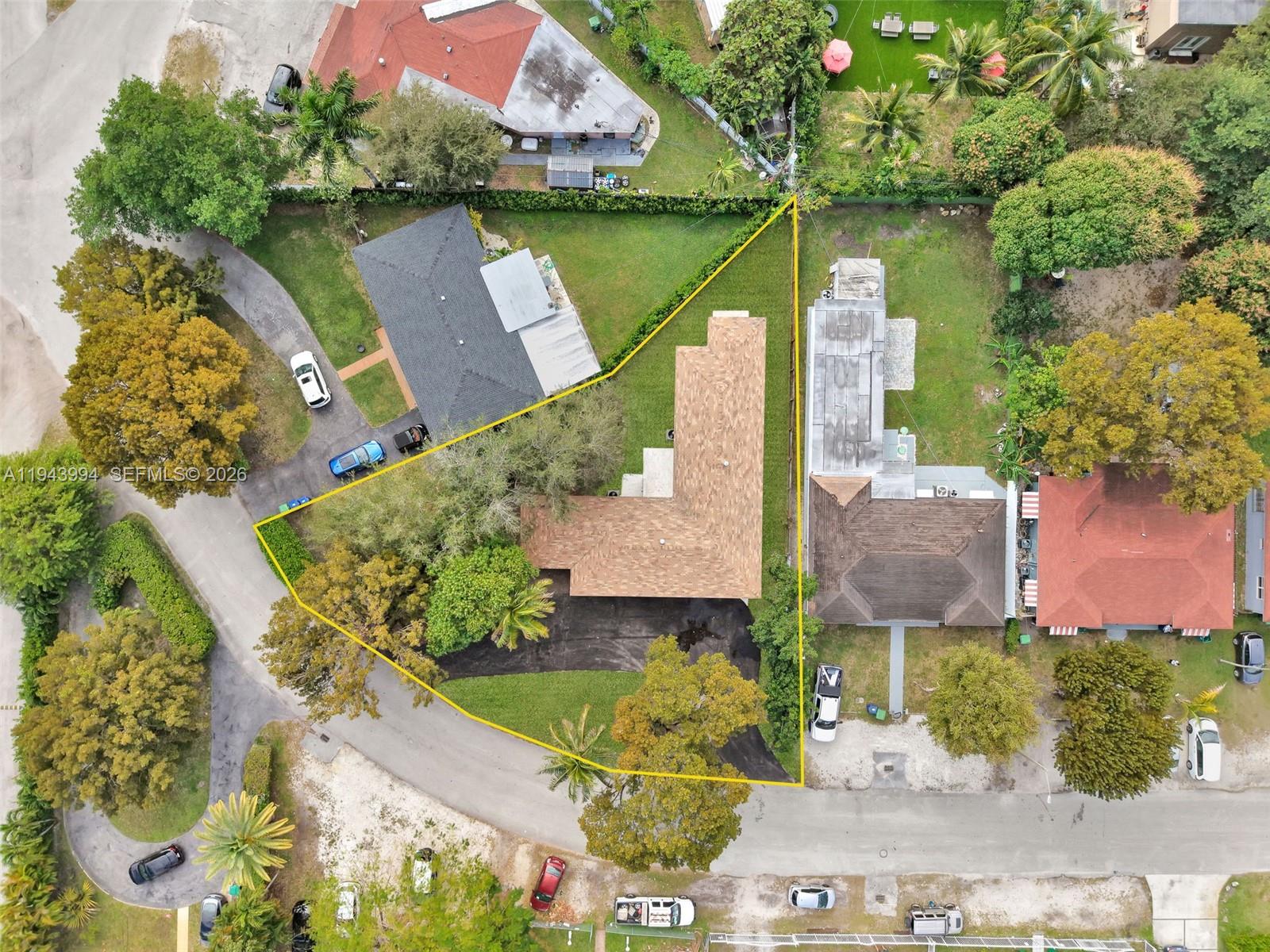 BISCAYNE COURT - Residential Income